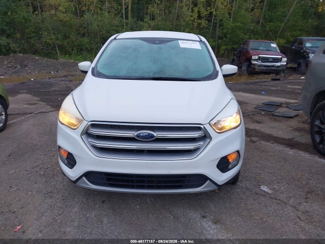 46177157 :رقم المزاد ، 1FMCU9GD1HUE67071 vin ، 2017 Ford Escape Se مزاد بيع