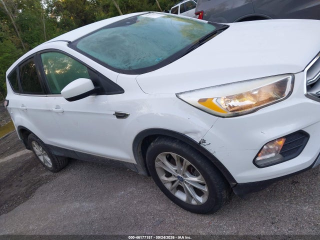 46177157 :رقم المزاد ، 1FMCU9GD1HUE67071 vin ، 2017 Ford Escape Se مزاد بيع