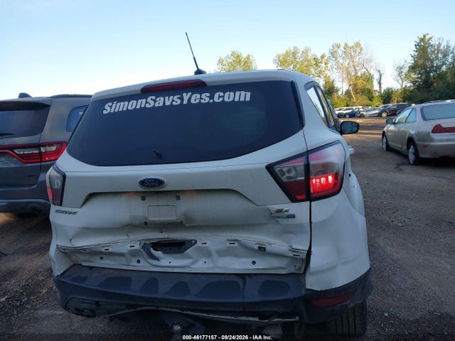 46177157 :رقم المزاد ، 1FMCU9GD1HUE67071 vin ، 2017 Ford Escape Se مزاد بيع