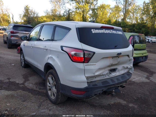46177157 :رقم المزاد ، 1FMCU9GD1HUE67071 vin ، 2017 Ford Escape Se مزاد بيع