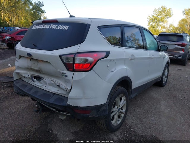 46177157 :رقم المزاد ، 1FMCU9GD1HUE67071 vin ، 2017 Ford Escape Se مزاد بيع