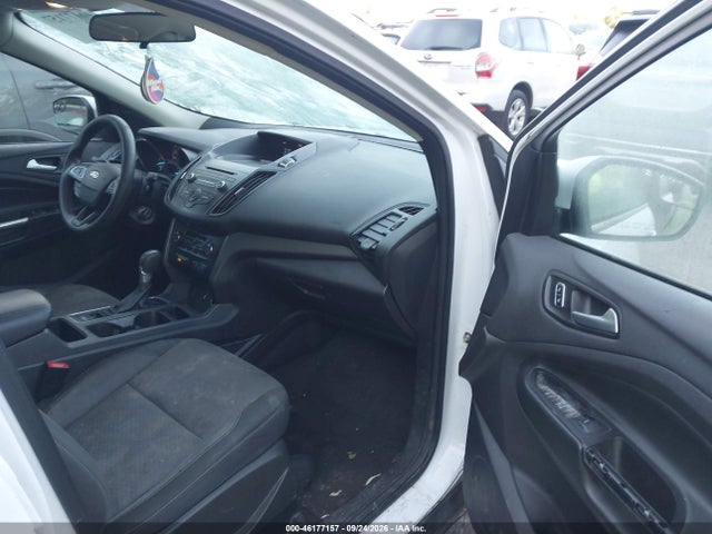 46177157 :رقم المزاد ، 1FMCU9GD1HUE67071 vin ، 2017 Ford Escape Se مزاد بيع