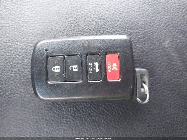 2014 Toyota Avalon Hybrid Limited მანქანა იყიდება აუქციონზე, vin: 4T1BD1EB8EU034857, აუქციონის ნომერი: 46177200