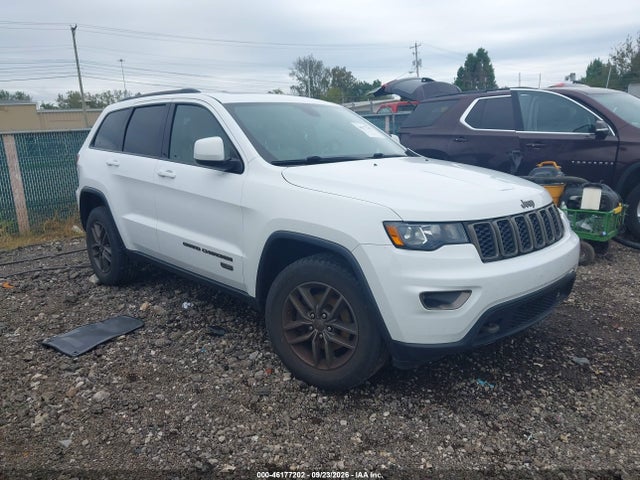 46177202 :رقم المزاد ، 1C4RJFAGXHC628175 vin ، 2017 Jeep Grand Cherokee 75th Anniversary Edition 4x4 مزاد بيع