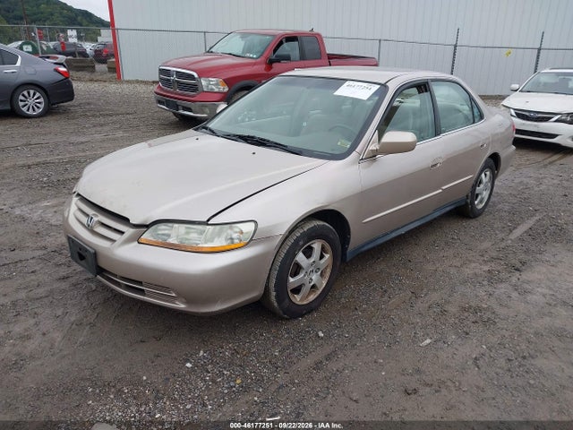 46177251 :رقم المزاد ، 1HGCG66741A072168 vin ، 2001 Honda Accord 2.3 Lx مزاد بيع