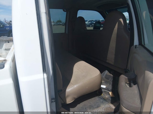 1999 Ford F-250 Lariat/xl/xlt მანქანა იყიდება აუქციონზე, vin: 1FTNW20L0XED16926, აუქციონის ნომერი: 46177254
