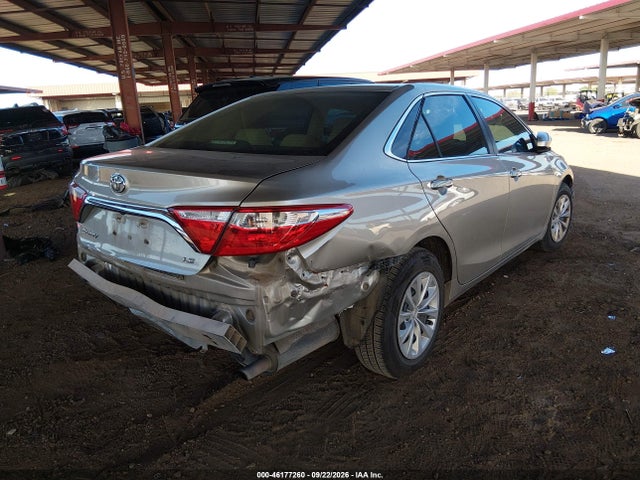 46177260 :رقم المزاد ، 4T4BF1FK8GR568653 vin ، 2016 Toyota Camry Le مزاد بيع