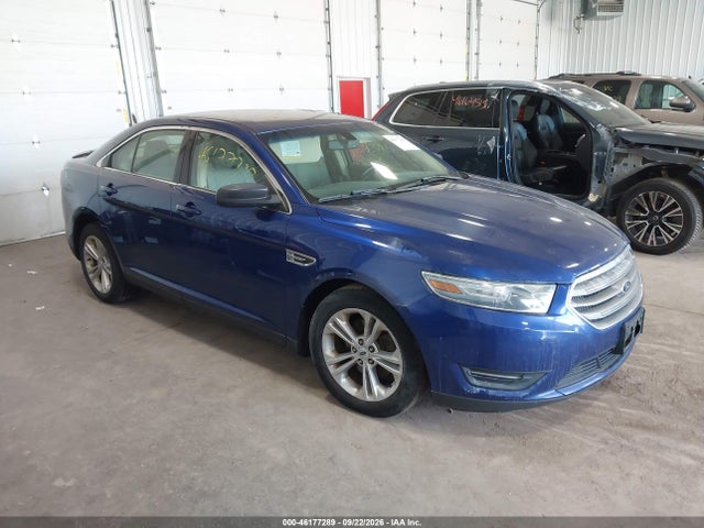 46177289 :رقم المزاد ، 1FAHP2E82DG102797 vin ، 2013 Ford Taurus Sel مزاد بيع