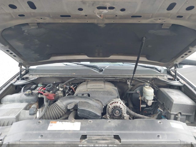 46177338 :رقم المزاد ، 1GKS2EEF3BR247187 vin ، 2011 Gmc Yukon Denali مزاد بيع