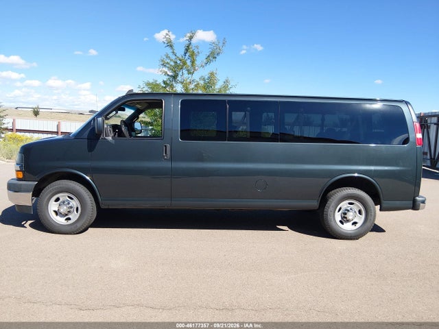 46177357 :رقم المزاد ، 1GAZGPFG1H1268926 vin ، 2017 Chevrolet Express 3500 Lt مزاد بيع