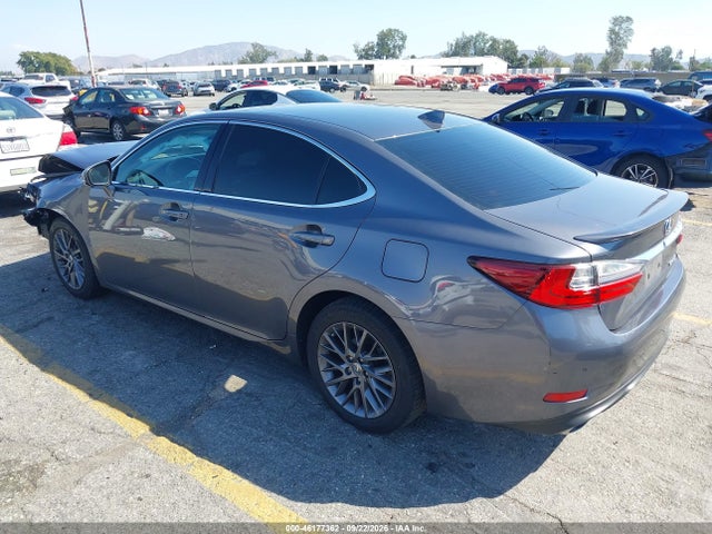 Lexus ES 350 2018 58ABK1GG5JU091972 Image 3