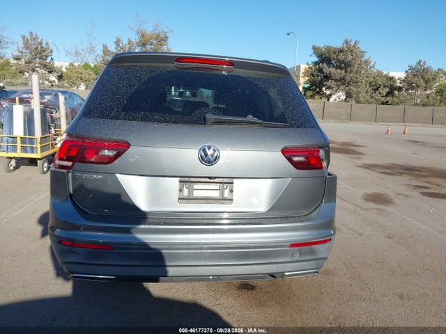 2019 Volkswagen Tiguan 2.0t S მანქანა იყიდება აუქციონზე, vin: 3VV1B7AX4KM103300, აუქციონის ნომერი: 46177370