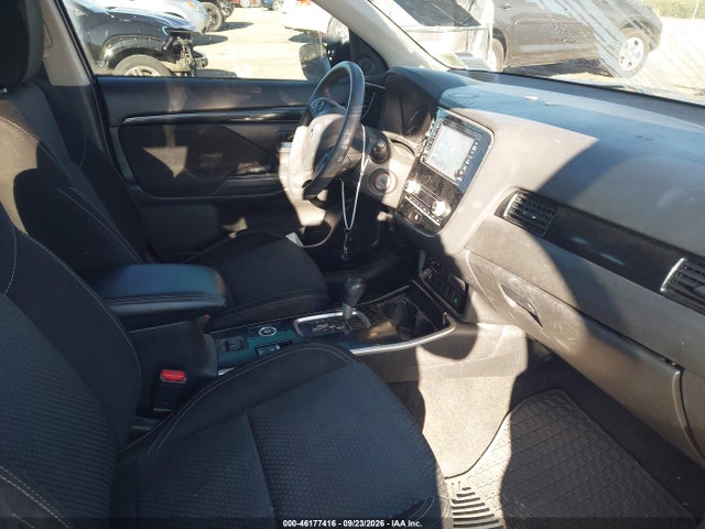 Продаж на аукціоні авто 2020 Mitsubishi Outlander Es 2.4 S-awc, vin: JA4AZ3A30LZ014320, номер лоту: 46177416