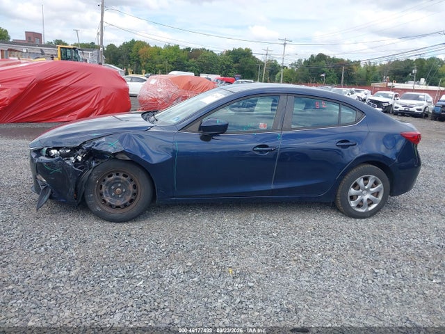 46177433 :رقم المزاد ، 3MZBM1U71FM144024 vin ، 2015 Mazda Mazda3 I Sport مزاد بيع