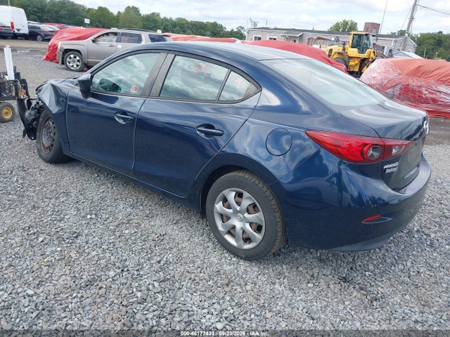 46177433 :رقم المزاد ، 3MZBM1U71FM144024 vin ، 2015 Mazda Mazda3 I Sport مزاد بيع