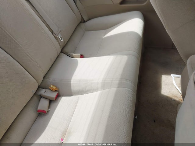 46177445 :رقم المزاد ، 1HGEM22574L042699 vin ، 2004 Honda Civic Lx مزاد بيع