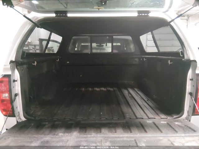 46177484 :رقم المزاد ، 3GCUKREC8HG111826 vin ، 2017 Chevrolet Silverado 1500 2lt مزاد بيع