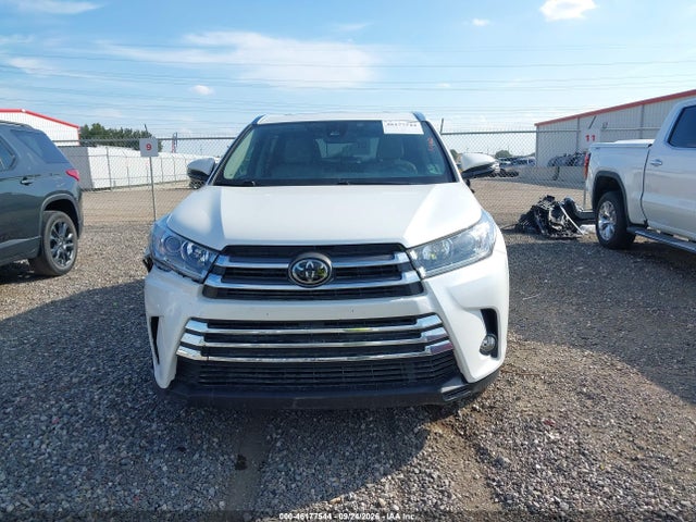Продажа на аукционе авто 2018 Toyota Highlander Limited, vin: 5TDYZRFHXJS276193, номер лота: 46177544