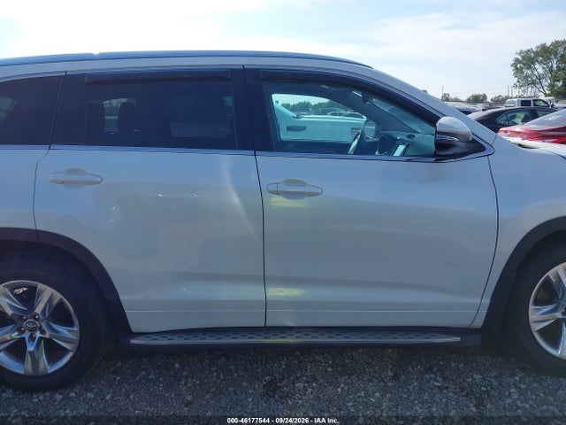 Продажа на аукционе авто 2018 Toyota Highlander Limited, vin: 5TDYZRFHXJS276193, номер лота: 46177544
