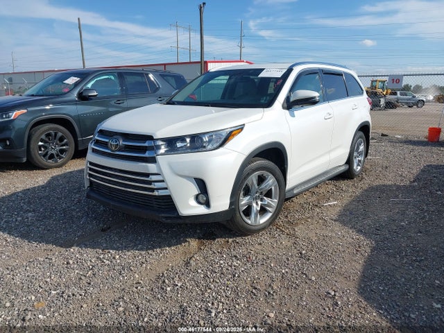 Продажа на аукционе авто 2018 Toyota Highlander Limited, vin: 5TDYZRFHXJS276193, номер лота: 46177544
