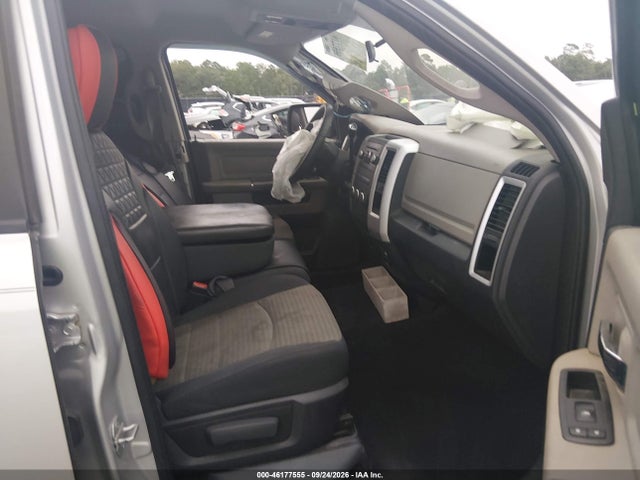 46177555 :رقم المزاد ، 1D3HB18P19S773105 vin ، 2009 Dodge Ram 1500 Slt/sport/trx مزاد بيع