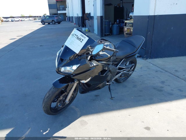 2009 Kawasaki Ex650 C მანქანა იყიდება აუქციონზე, vin: JKAEXEC109DA31402, აუქციონის ნომერი: 46177602