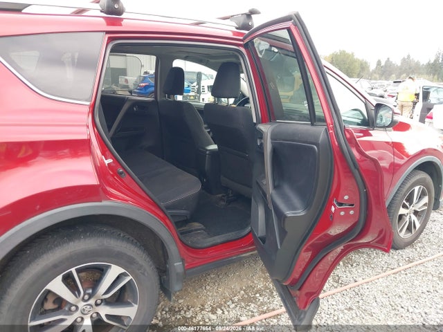 Toyota Rav4 Xle 2018 2T3RFREVXJW809565 Image 8