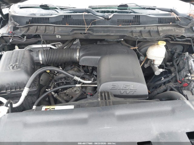 46177660 :رقم المزاد ، 1C6RR7KG1GS254225 vin ، 2016 Ram 1500 Tradesman مزاد بيع