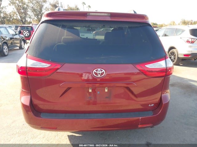 5TDKZ3DC7HS830133 Toyota Sienna Le 8 Passenger