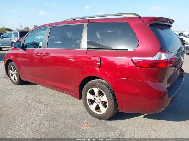 5TDKZ3DC7HS830133 Toyota Sienna Le 8 Passenger