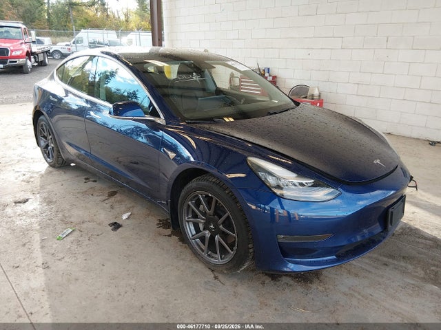 46177710 :رقم المزاد ، 5YJ3E1EB9JF120381 vin ، 2018 Tesla Model 3 Long Range/performance مزاد بيع