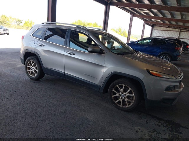 2014 Jeep Cherokee Latitude მანქანა იყიდება აუქციონზე, vin: 1C4PJLCB0EW323835, აუქციონის ნომერი: 46177729
