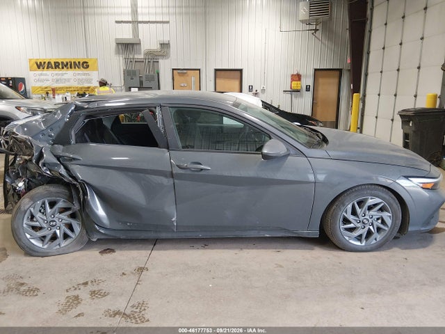 2026 Hyundai Elantra Hybrid Blue მანქანა იყიდება აუქციონზე, vin: KMHLM4DJ7TU199410, აუქციონის ნომერი: 46177753