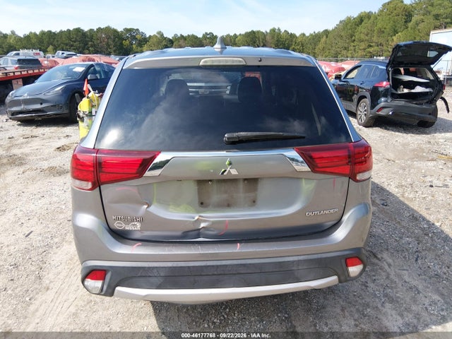 Продажа на аукционе авто 2018 Mitsubishi Outlander Es, vin: JA4AD2A31JZ055965, номер лота: 46177768
