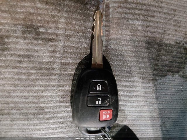 46177815 :رقم المزاد ، JTDKDTB32D1557563 vin ، 2013 Toyota Prius C Two مزاد بيع