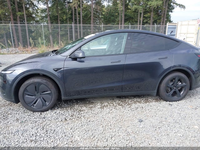 7SAYGDEE0TF566632 Tesla Model Y All-wheel Drive/long Range Launch Series/premium All-wheel Drive