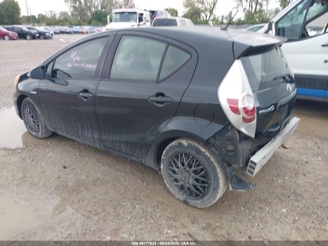 46177824 :رقم المزاد ، JTDKDTB38C1520645 vin ، 2012 Toyota Prius C Two مزاد بيع