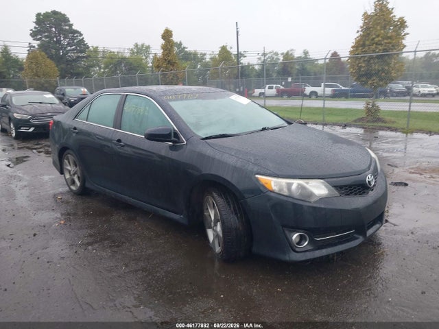 46177882 :رقم المزاد ، 4T1BF1FK5EU318889 vin ، 2014 Toyota Camry Se Sport مزاد بيع