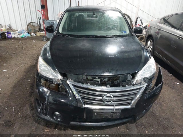 2014 Nissan Sentra Sr მანქანა იყიდება აუქციონზე, vin: 3N1AB7AP2EY318799, აუქციონის ნომერი: 46177899