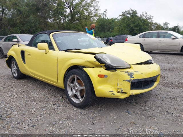 46177898 :رقم المزاد ، JTDFR320620043730 vin ، 2002 Toyota Mr2 Spyder مزاد بيع