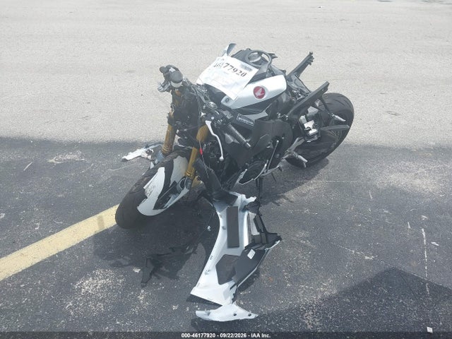 JH2SC7712TK900275 Honda CBR1000 RR