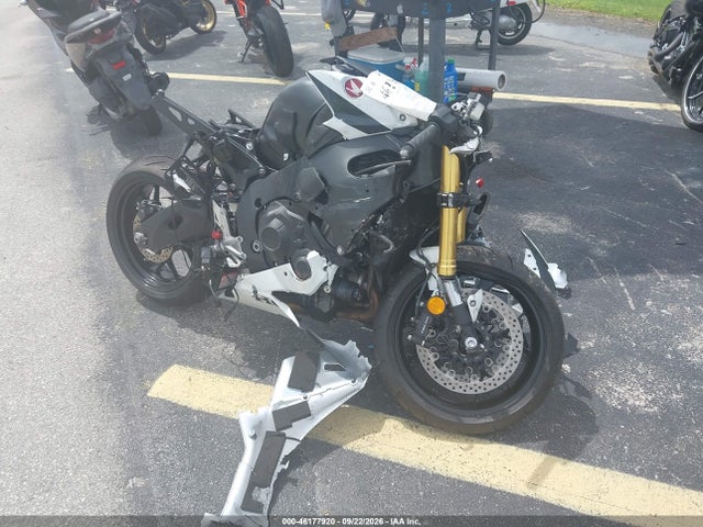 JH2SC7712TK900275 Honda CBR1000 RR