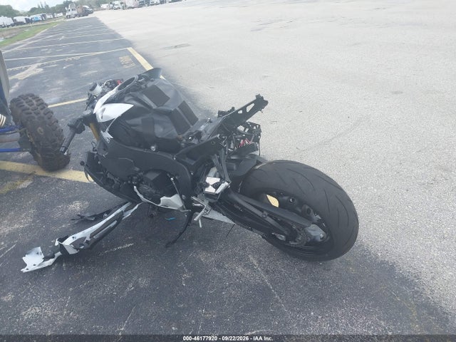 JH2SC7712TK900275 Honda CBR1000 RR
