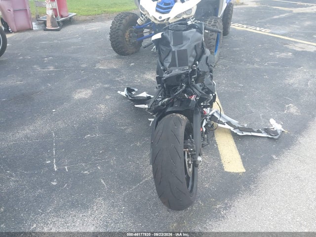 JH2SC7712TK900275 Honda CBR1000 RR