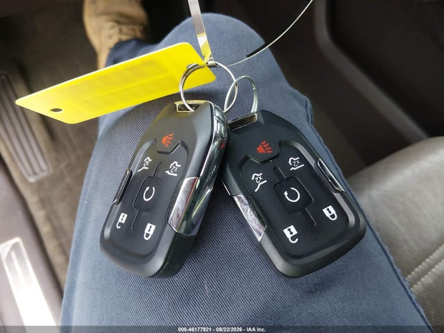 Продажа на аукционе авто 2016 Gmc Yukon Xl Denali, vin: 1GKS2HKJ4GR155278, номер лота: 46177921