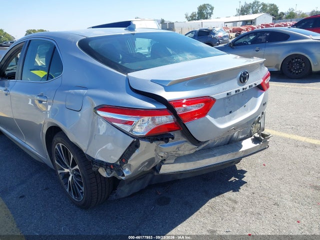 46177953 :رقم المزاد ، 4T1G11AKXLU965281 vin ، 2020 Toyota Camry Se مزاد بيع