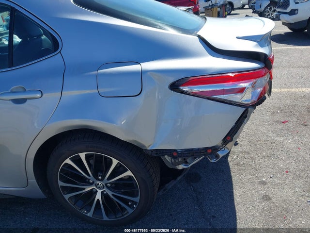 46177953 :رقم المزاد ، 4T1G11AKXLU965281 vin ، 2020 Toyota Camry Se مزاد بيع