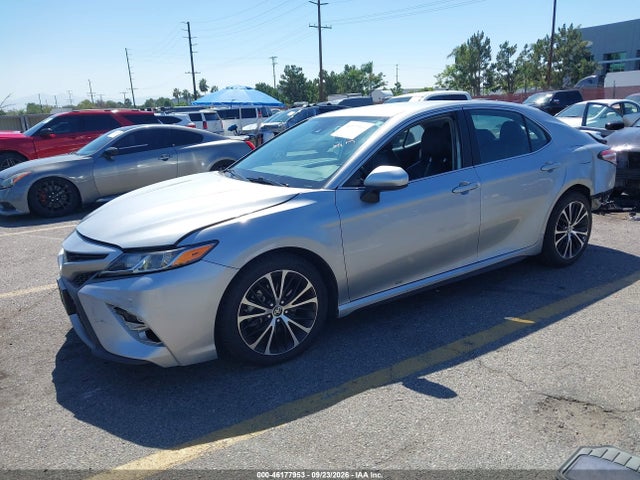 46177953 :رقم المزاد ، 4T1G11AKXLU965281 vin ، 2020 Toyota Camry Se مزاد بيع