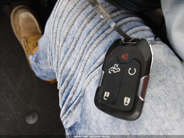 Продажа на аукционе авто 2019 Chevrolet Silverado 1500 Rst, vin: 3GCUYEED5KG296215, номер лота: 46177969