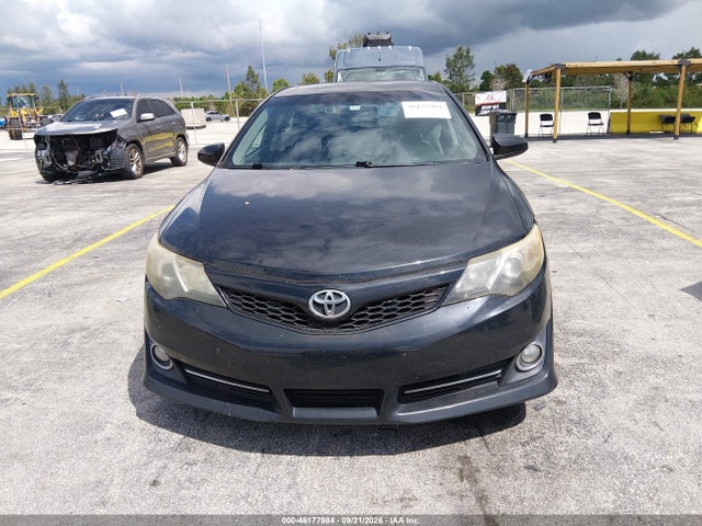 2013 Toyota Camry Se მანქანა იყიდება აუქციონზე, vin: 4T1BF1FK8DU271257, აუქციონის ნომერი: 46177984